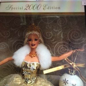 Holiday Celebration Special Edition 2000 Barbie